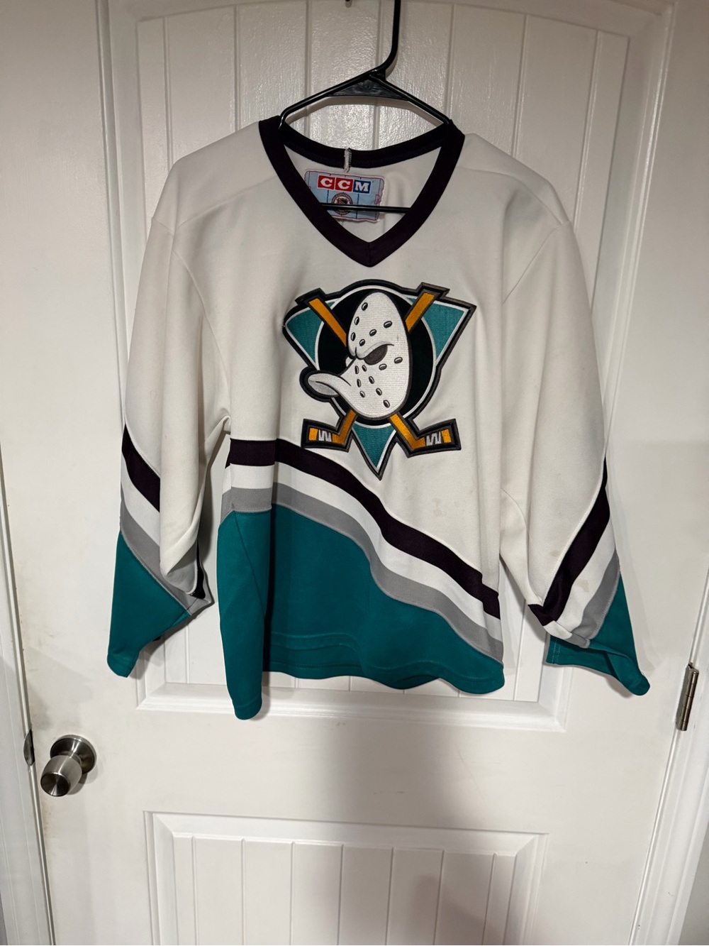 CCM White Teal Anaheim Mighty Ducks men's size small Hockey Jersey